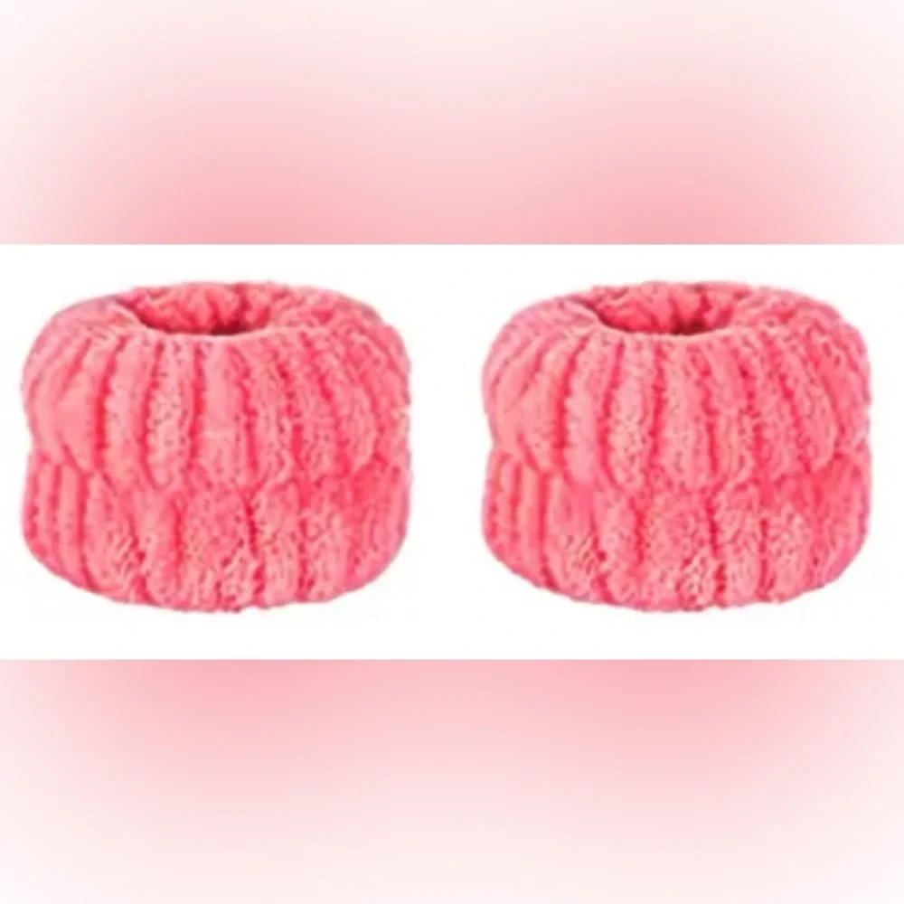 Elle Pink Wristband Set for Skincare Routine